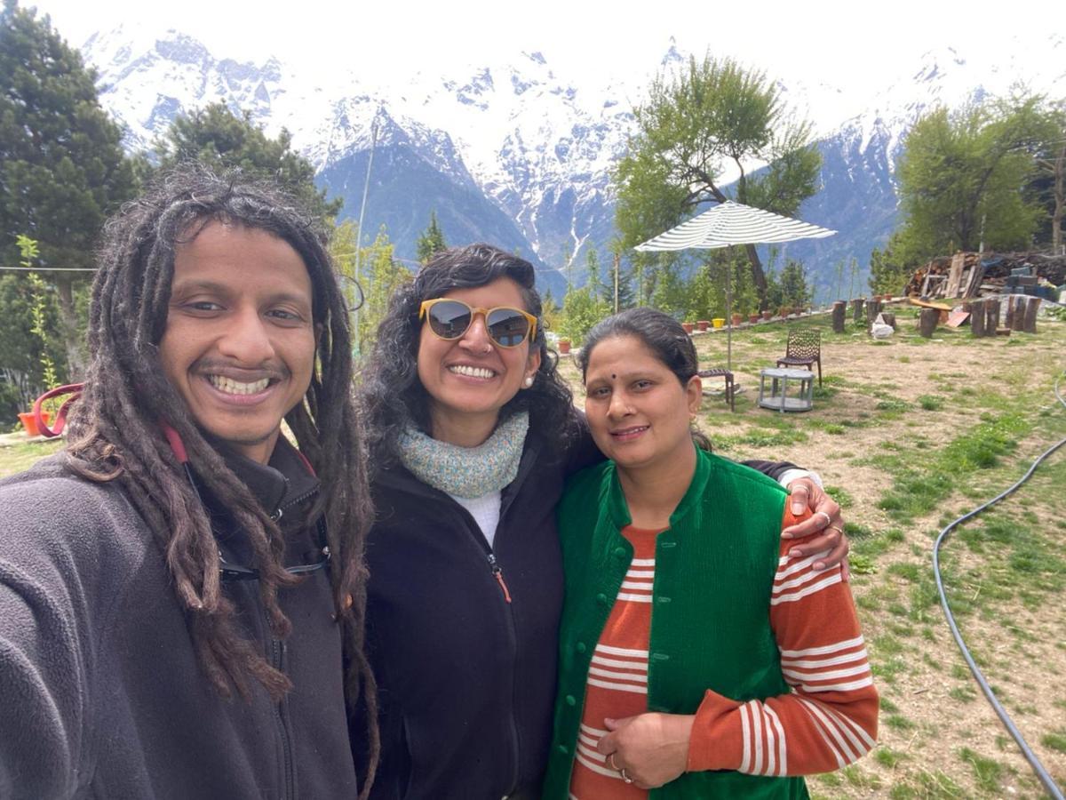 Silk Route Home Stay Kalpa Buitenkant foto