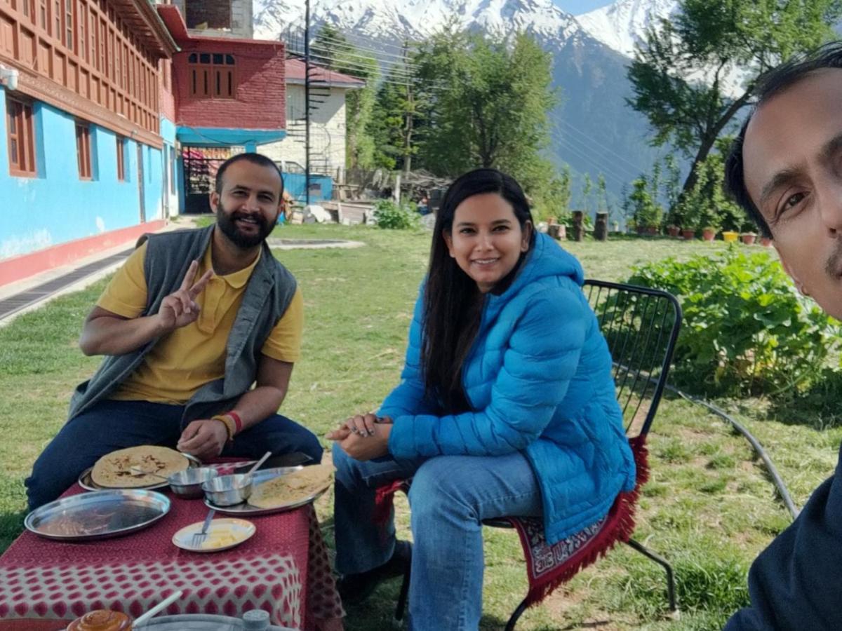 Silk Route Home Stay Kalpa Buitenkant foto