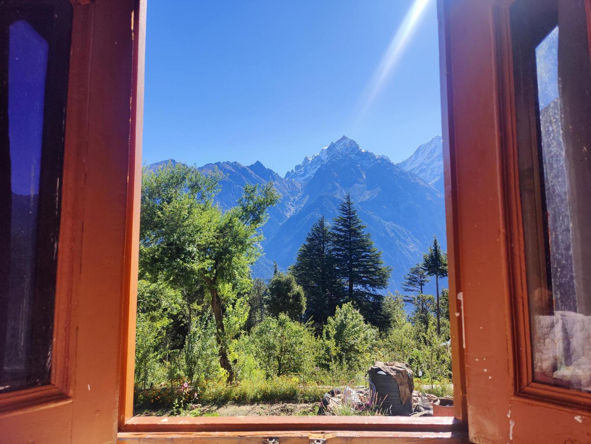 Silk Route Home Stay Kalpa Buitenkant foto
